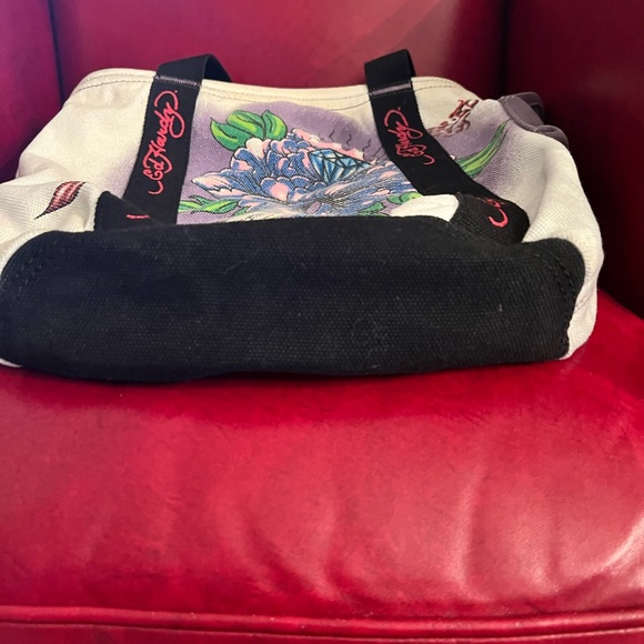 SOLD.  Ed Hardy Tote bag - Picture 6 of 16